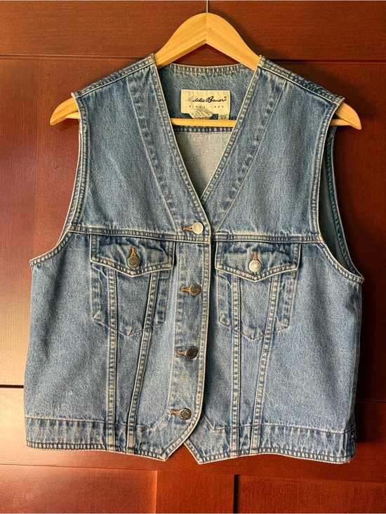 Eddie Bauer Jackets & Blazers - Eddie Bauer 90’s Vintage Light Wash Utility Denim Vest 100% Cotton Size Small